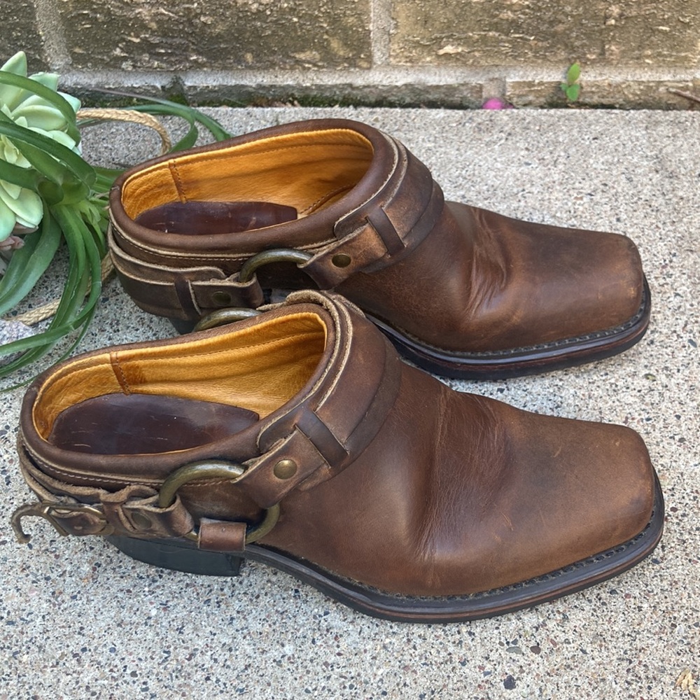 ☀️ Frye Harness Brown Leather Mules/ Clogs - Picture 3 of 16